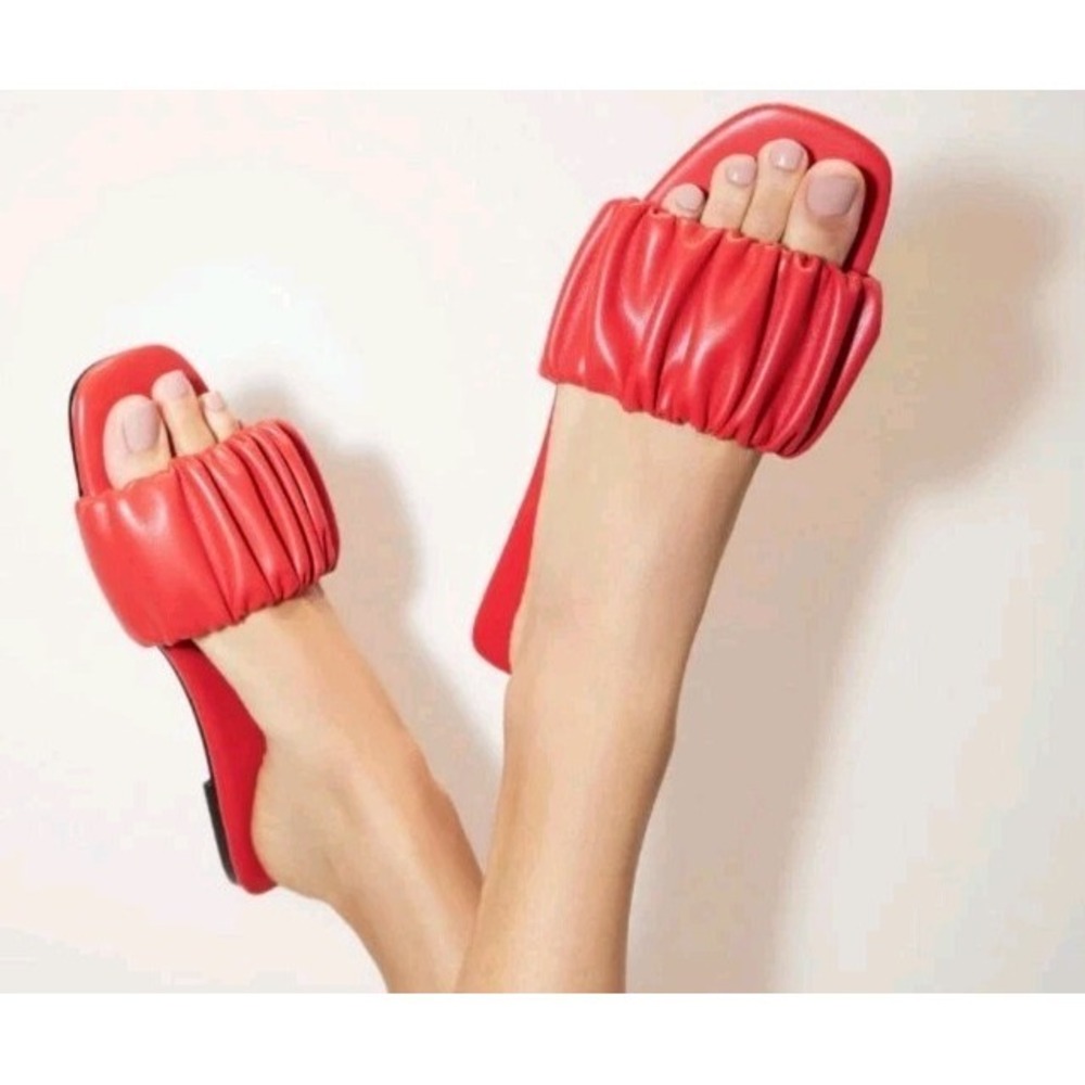 Yosi Samra Naomi Red Ruched Slide Sandals Women 10 Flat Leather Luxury